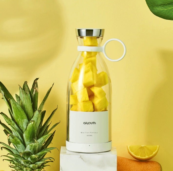 Handheld Small Electric Portable Mini Juicer - stcraftdigital