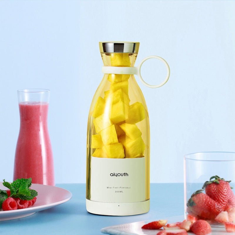 Handheld Small Electric Portable Mini Juicer - stcraftdigital
